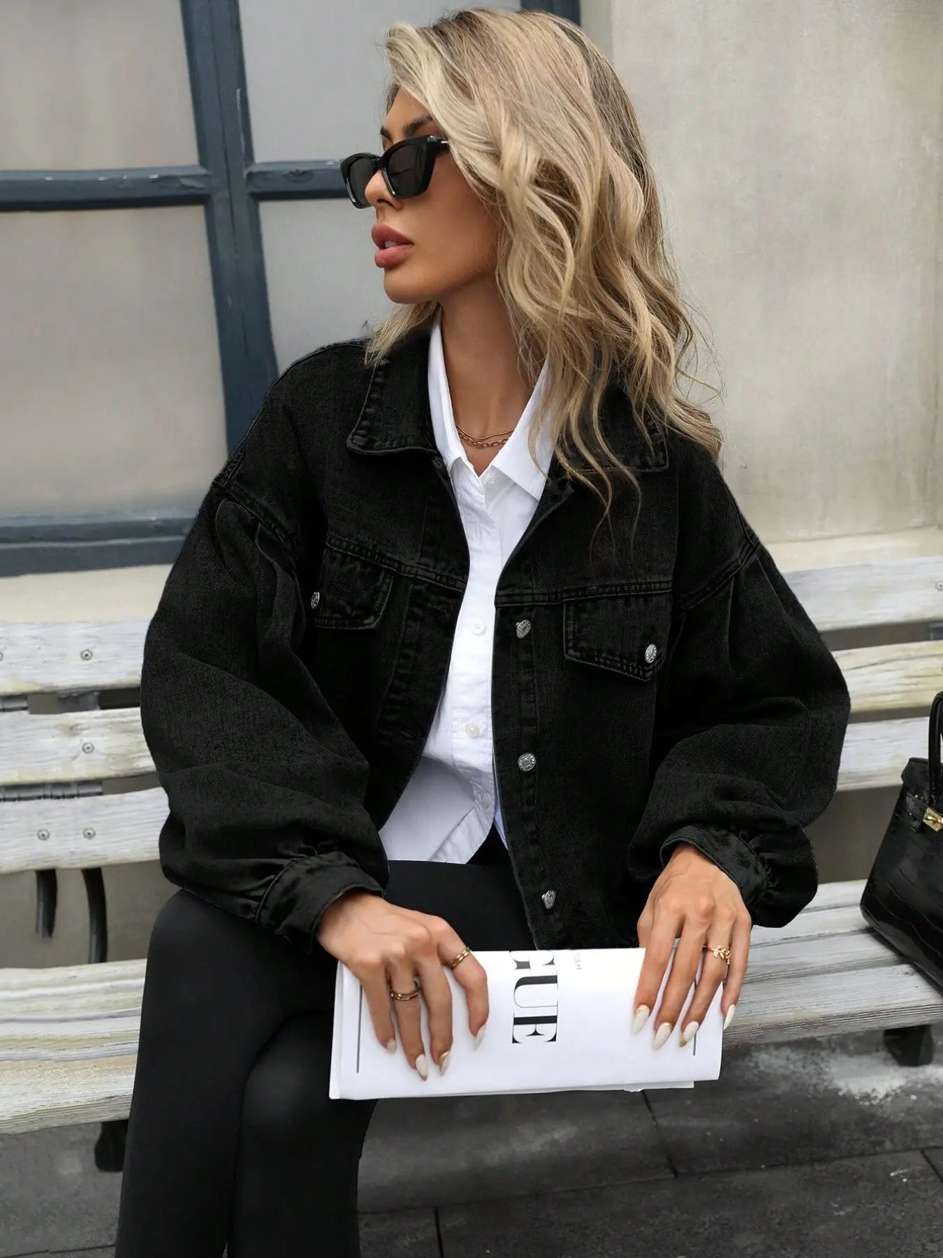 Women'S Distressed Denim Jacket, Fashion Casual Long Sleeve Button up Outerwear for Daily Wear, Ladies Clothes for All Seasons